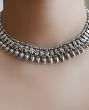 Leaf Silver choker | irresistible silver choker