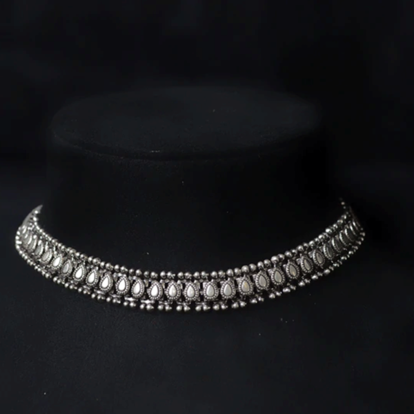 Designer silver choker | Mesmerising Motif silver choker