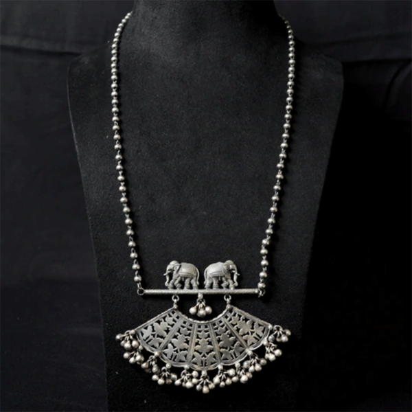 Carving mesh artistic long silver necklace | Jaali necklace