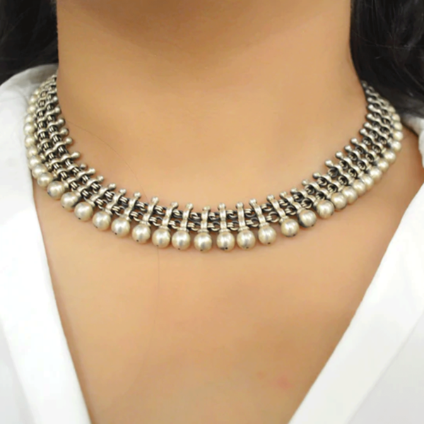 Drop silver choker | Trendy design silver choker