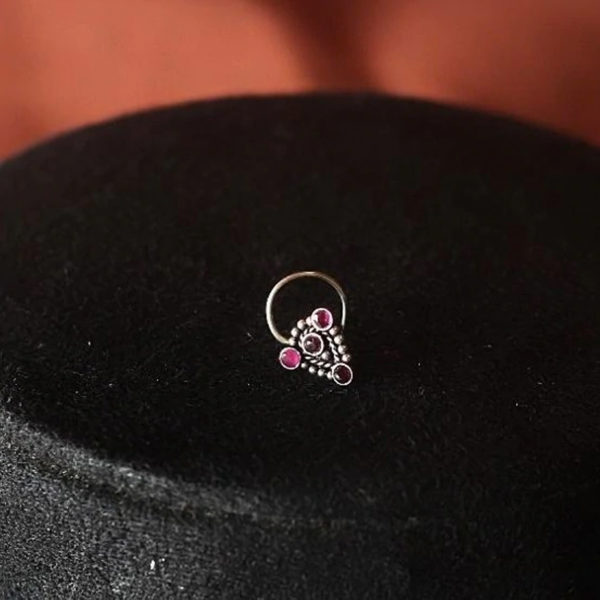 Royal pink stone Silver nose pin |