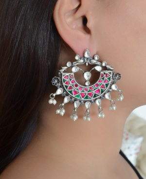 Kundan Chand shape silver stud