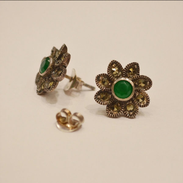 marcasite silver stud | Green stone stud