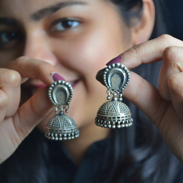 jHUMKI STYLE silver earring