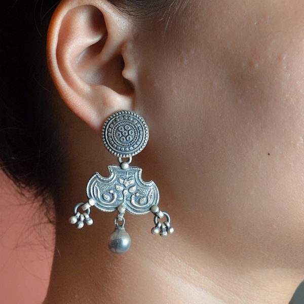 Oxidized Modish Silver earring