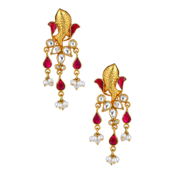 Fish shaped motif earring | gold plated rube shade pearl silver earring