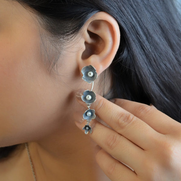 Flower in a row Earring | Pearl Persona danglers