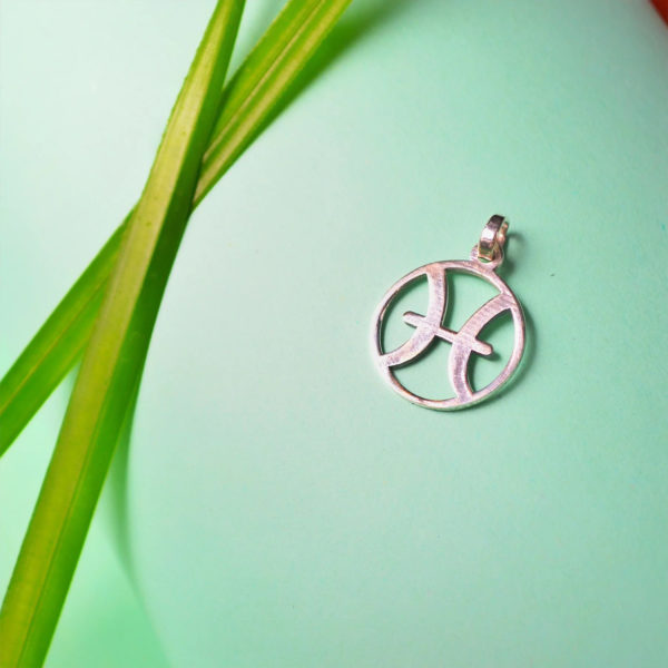 Pisces zodiac pendant | SIlver Zodiac Pendant