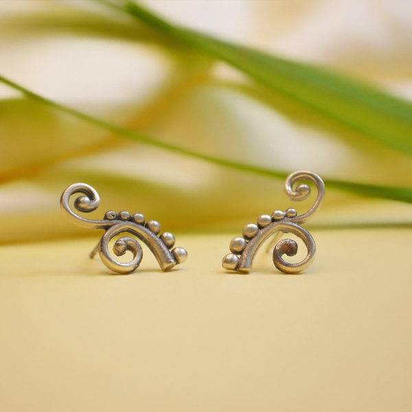 Silver Ear Stud | Class ear studs