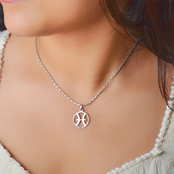 Pisces zodiac pendant | SIlver Zodiac Pendant